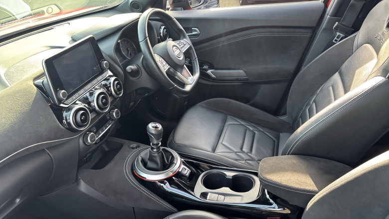 Nissan Juke 1.0 DiG-T 114 Tekna+ 5dr Petrol Hatchback